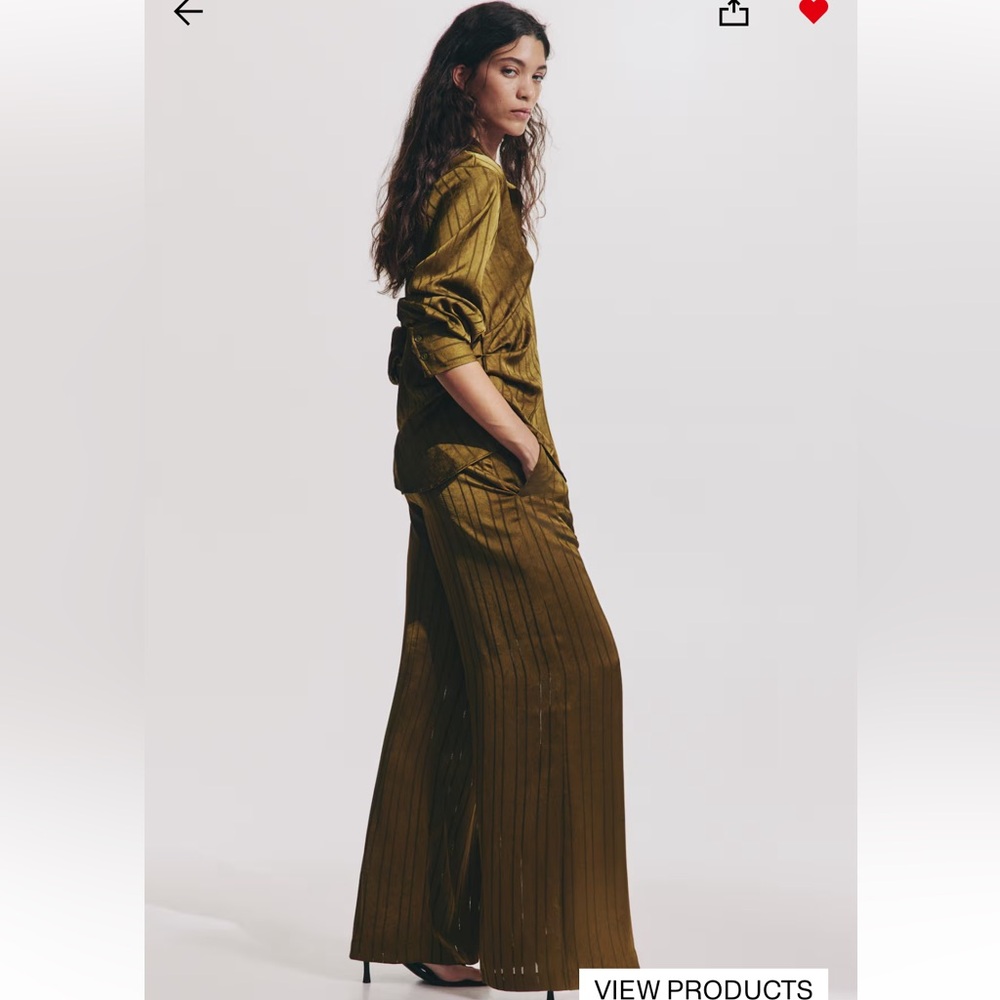 Chic Golden Olive Green Striped/Pleated wide-leg Pantsuit